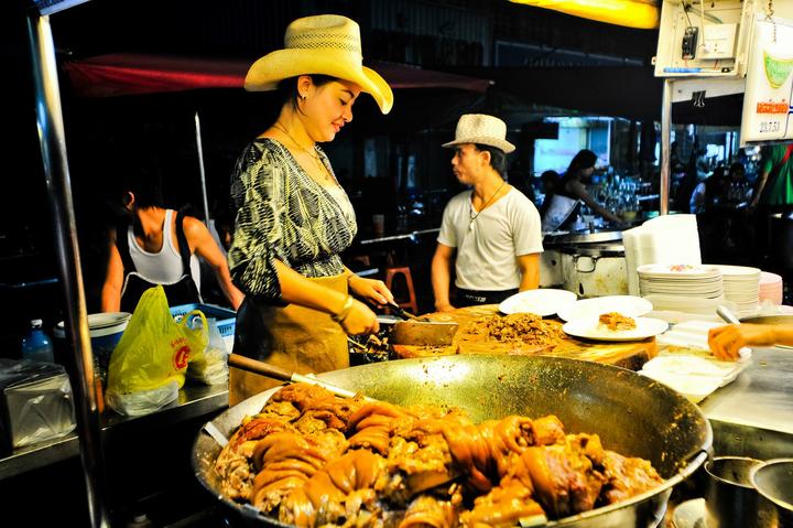 普吉机场叫什么名字_普吉岛国际机场_普吉机场美食国际